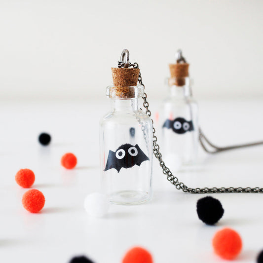 DIY HALLOWEEN BUDDY NECKLACE ♥