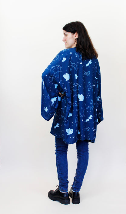 Kimono Patrizia - Kimono a maniche lunghe, stampa Starry Animals