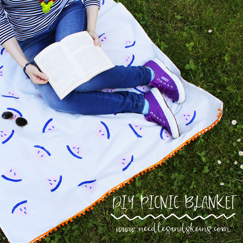 diy printed watermelon picnic blanket